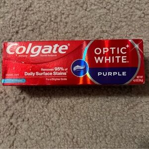 New Colgate Optic White Purple Whitening Toothpaste, Mint, 4.2 oz Tube Expire 27